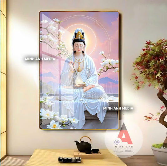P19 - Tranh tráng gương Bồ Tát hoa mộc lan