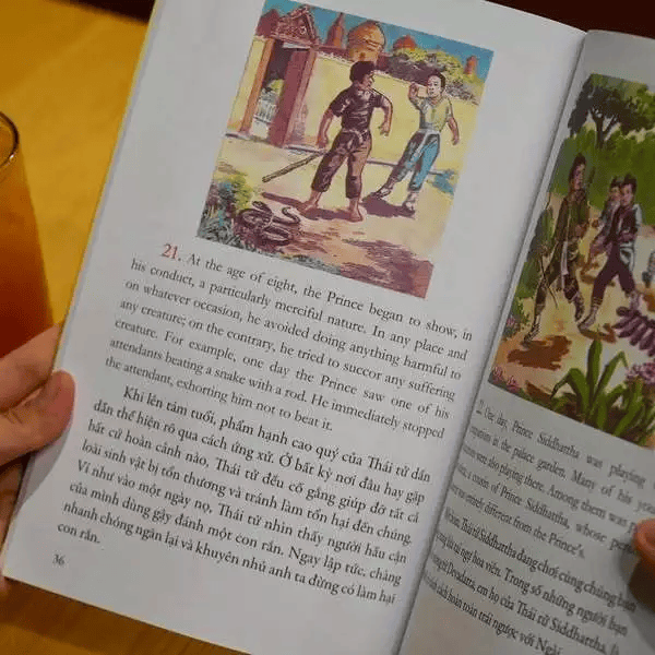 Sách - Cuộc Đời Đức Phật Thích Ca - Bản truyện Song ngữ Anh - Việt (Vĩnh Nghiêm Books)