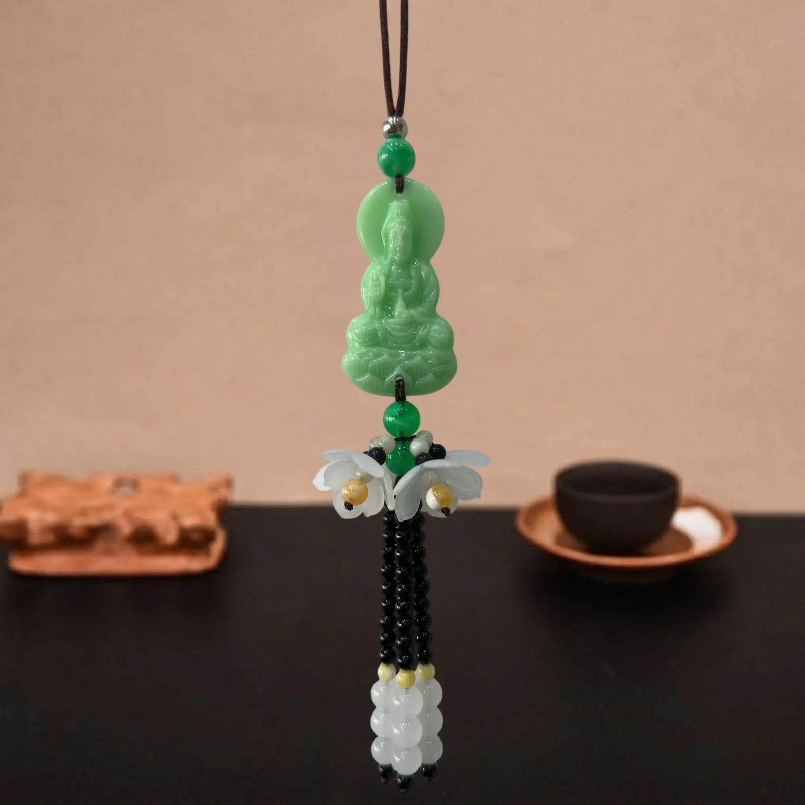 [Sale 70% Mừng Vu Lan] Khánh Treo Xe Phật Quan Âm Chuỗi Hoa Trắng Trang Trí Ô Tô, Nhà Cửa, Bàn Làm Việc Cao Cấp