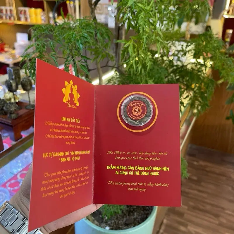 Hộp Trầm Chú “ OM MANI PADME HUM" - Đã Thỉnh