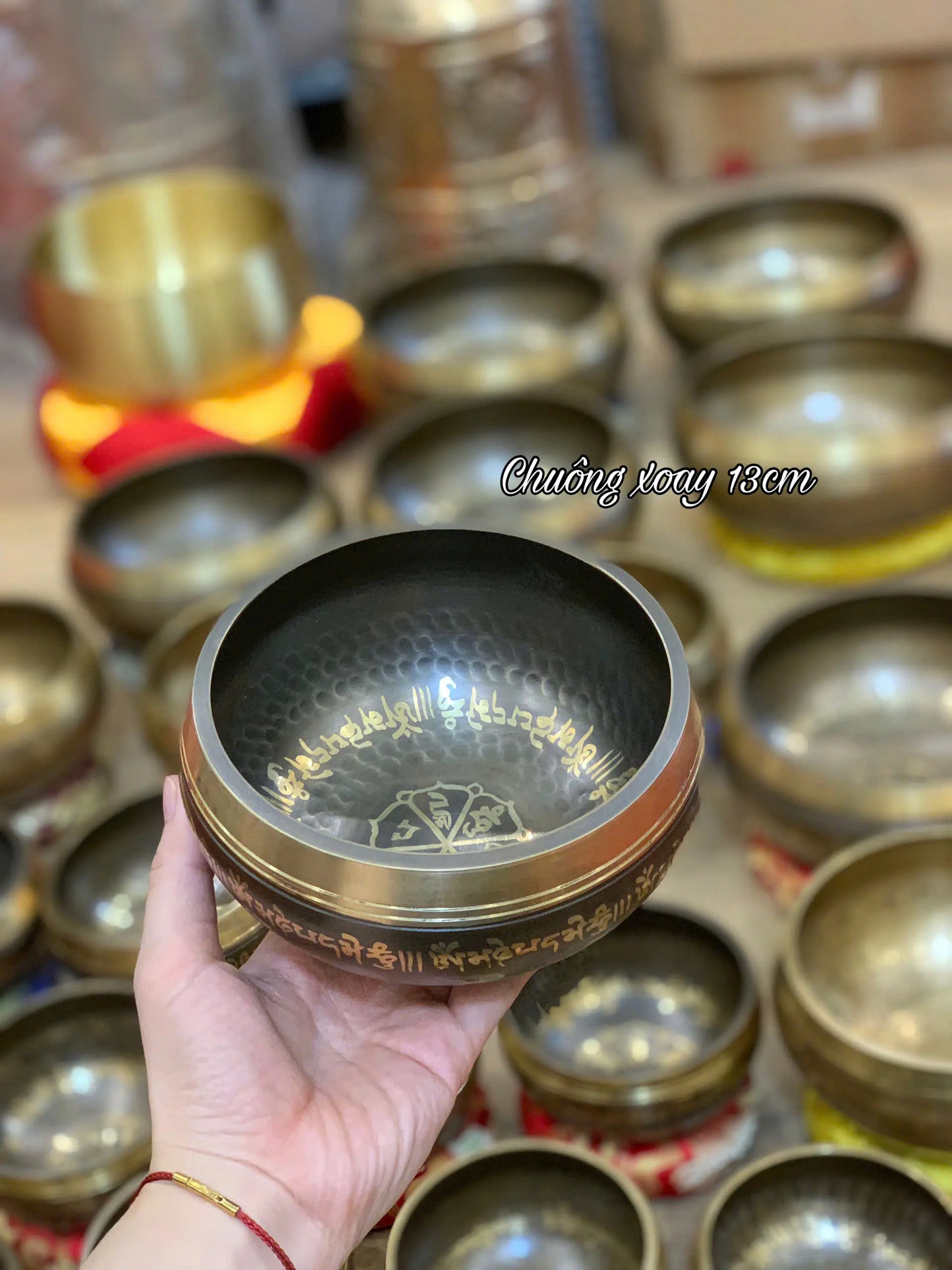 [13cm] Chuông Xoay Nepal - Tặng Kèm Đế Gỗ + Dùi Gỗ