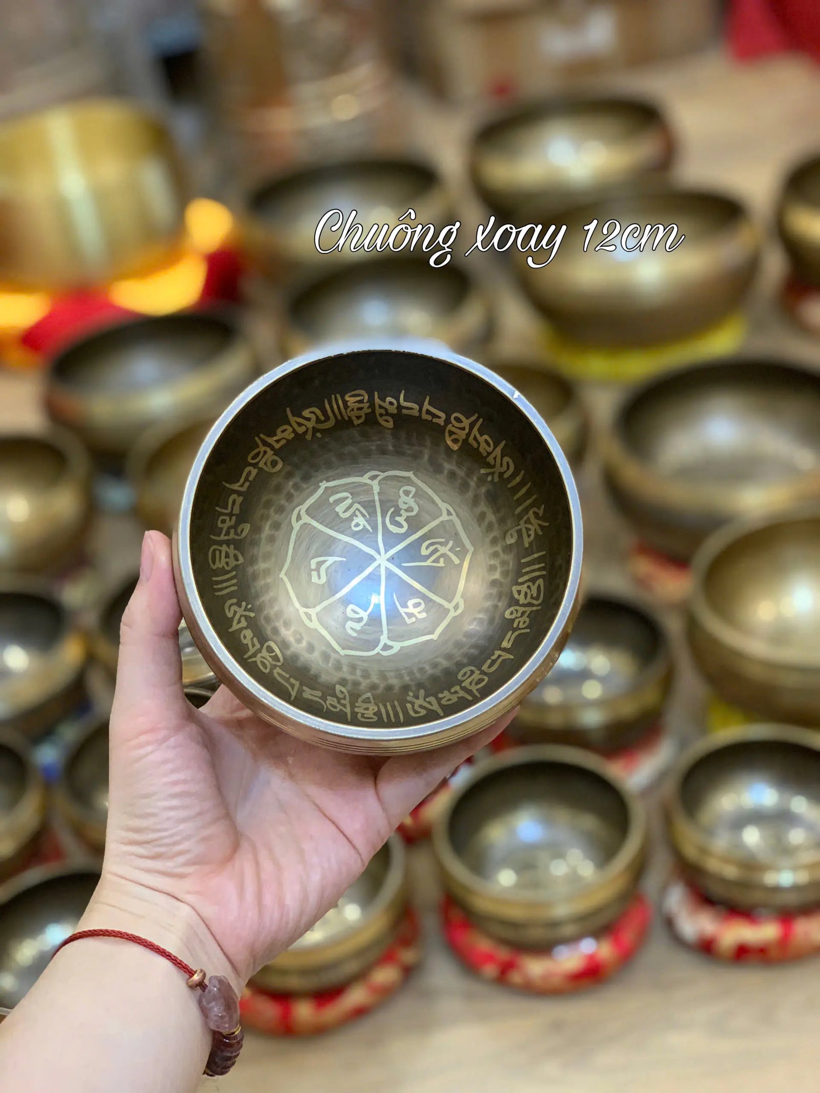 [12cm] Chuông Xoay Nepal - Tặng Kèm Đế Gỗ + Dùi Gỗ