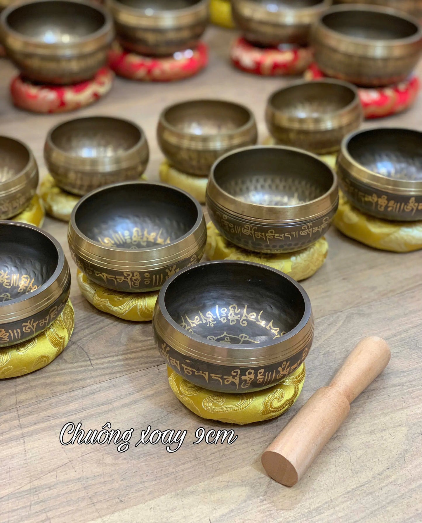 [9cm] Chuông Xoay Nepal - Tặng Kèm Đế Gỗ + Dùi Gỗ