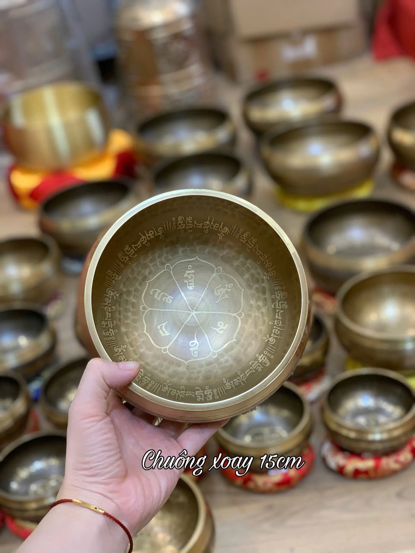 [15cm] Chuông Xoay Nepal - Tặng Kèm Đế Gỗ + Dùi Gỗ