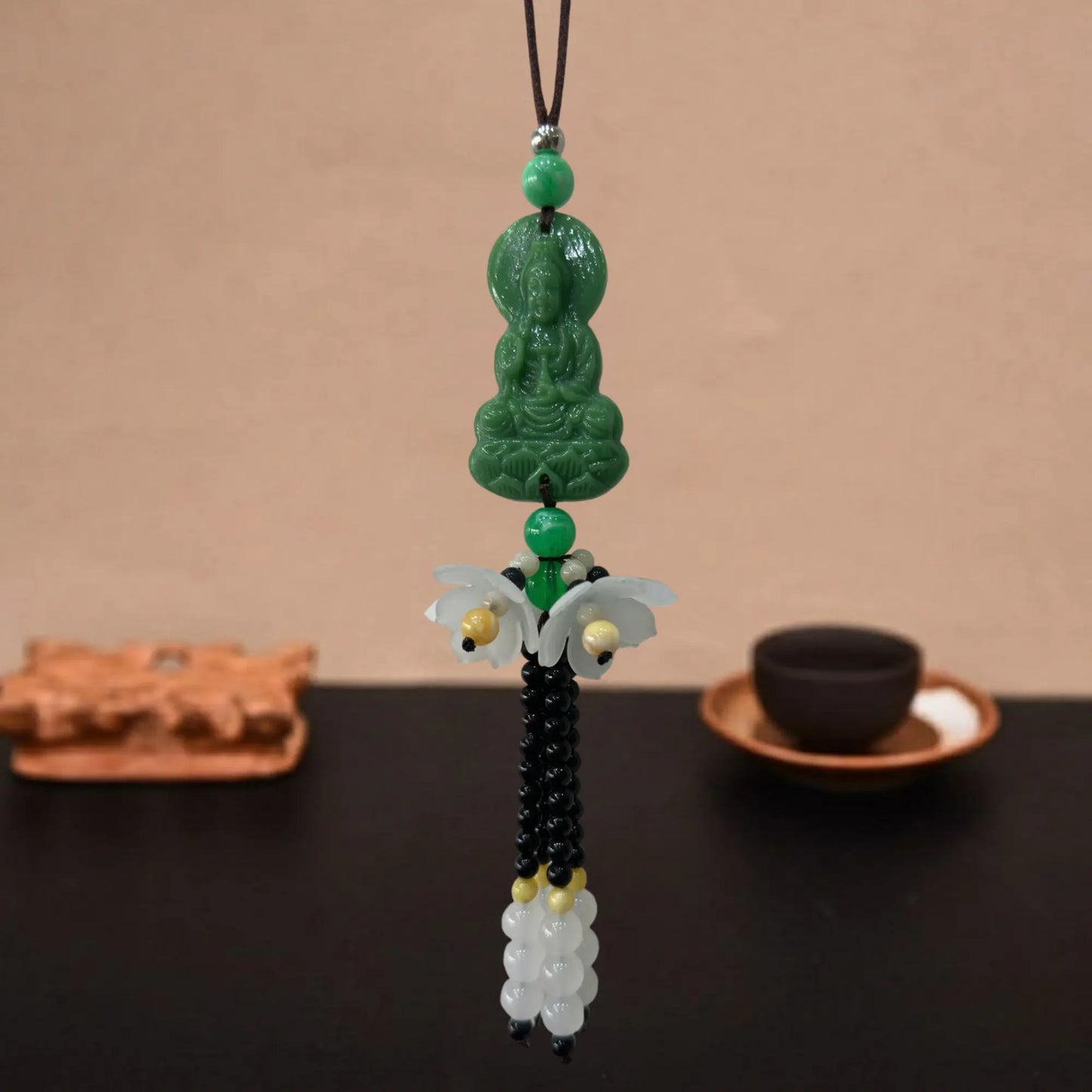 [Sale 70% Mừng Vu Lan] Khánh Treo Xe Phật Quan Âm Chuỗi Hoa Trắng Trang Trí Ô Tô, Nhà Cửa, Bàn Làm Việc Cao Cấp