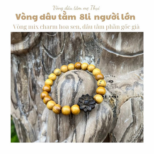 Vòng dâu tằm gốc 8 li mix charm hoa sen
