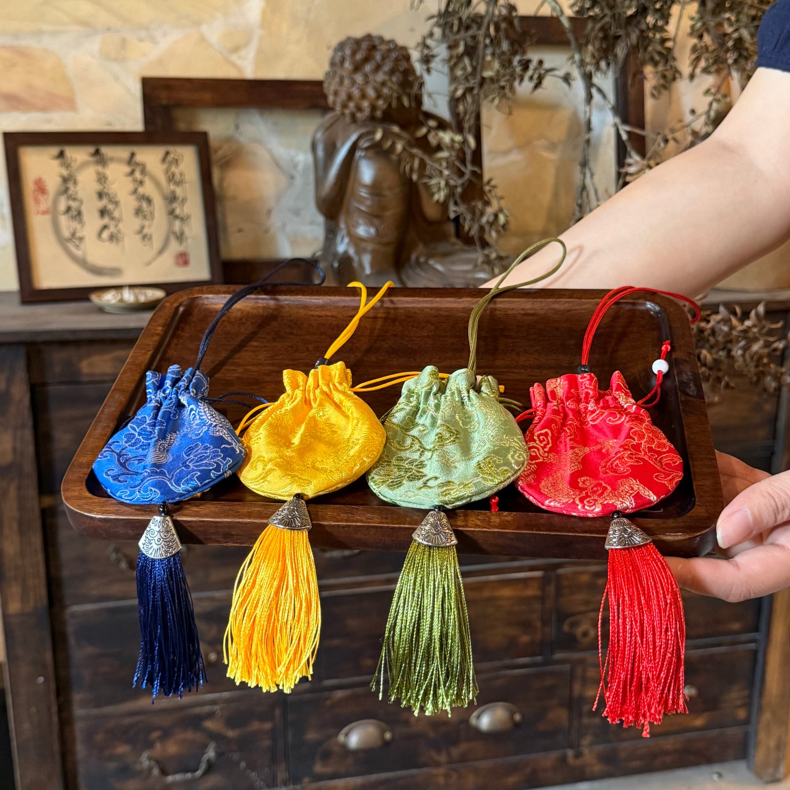 Túi Hỷ Tài 3 Đồng Xu Hoa Mai Màu Bản Mệnh Đã Khai Quang