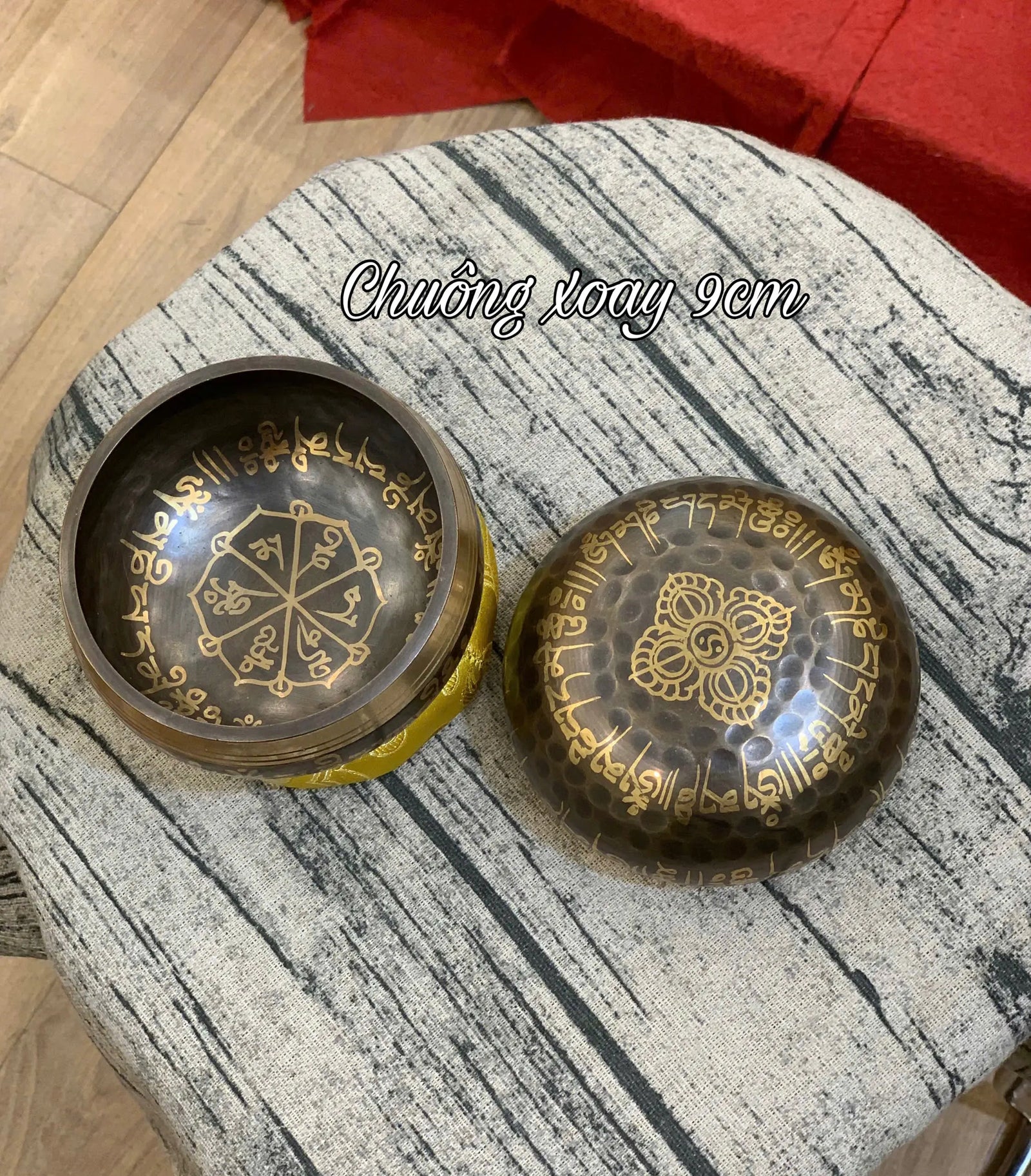 [9cm] Chuông Xoay Nepal - Tặng Kèm Đế Gỗ + Dùi Gỗ