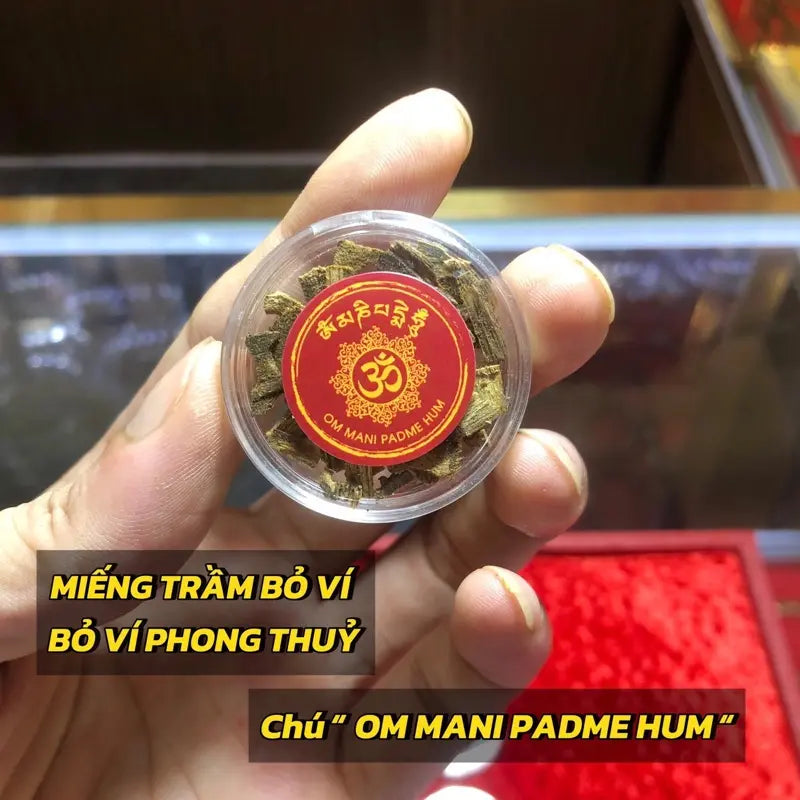Hộp Trầm Chú “ OM MANI PADME HUM" - Đã Thỉnh