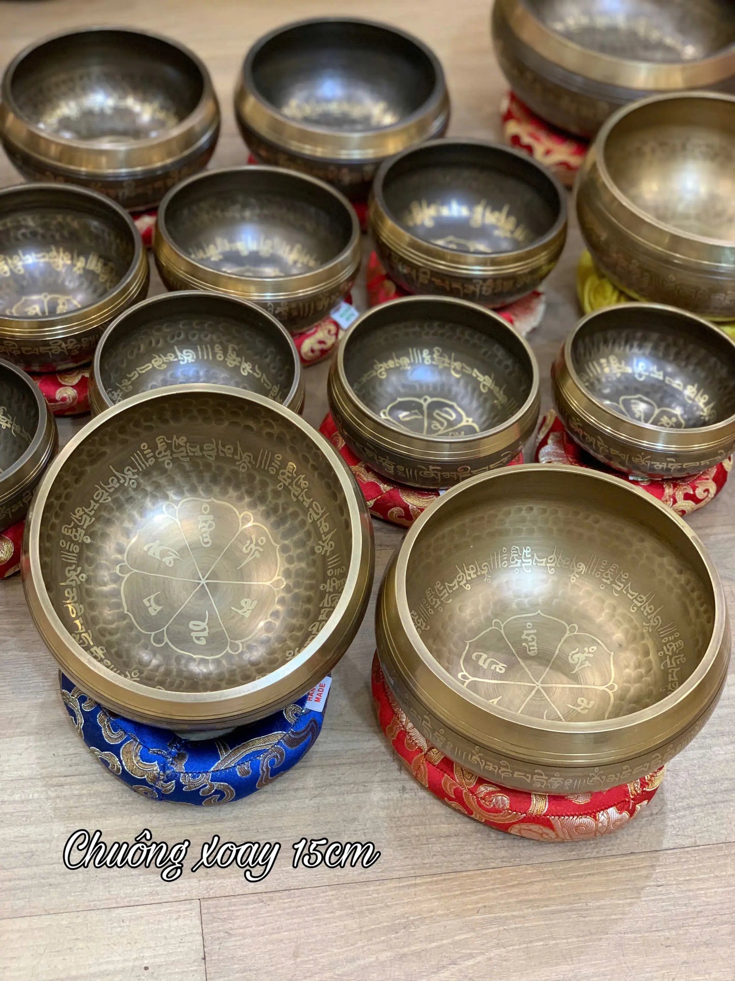 [15cm] Chuông Xoay Nepal - Tặng Kèm Đế Gỗ + Dùi Gỗ