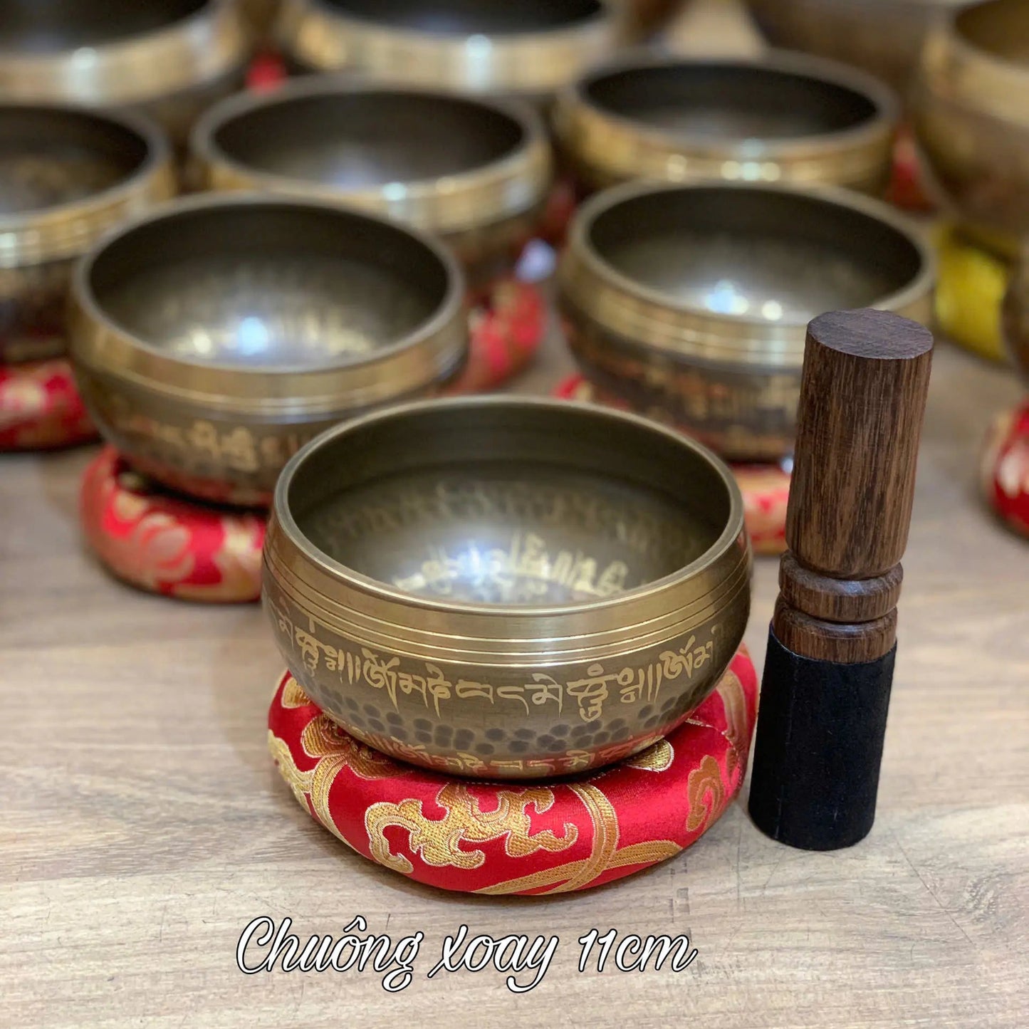 [11cm] Chuông Xoay Nepal - Tặng Kèm Đế Gỗ + Dùi Gỗ