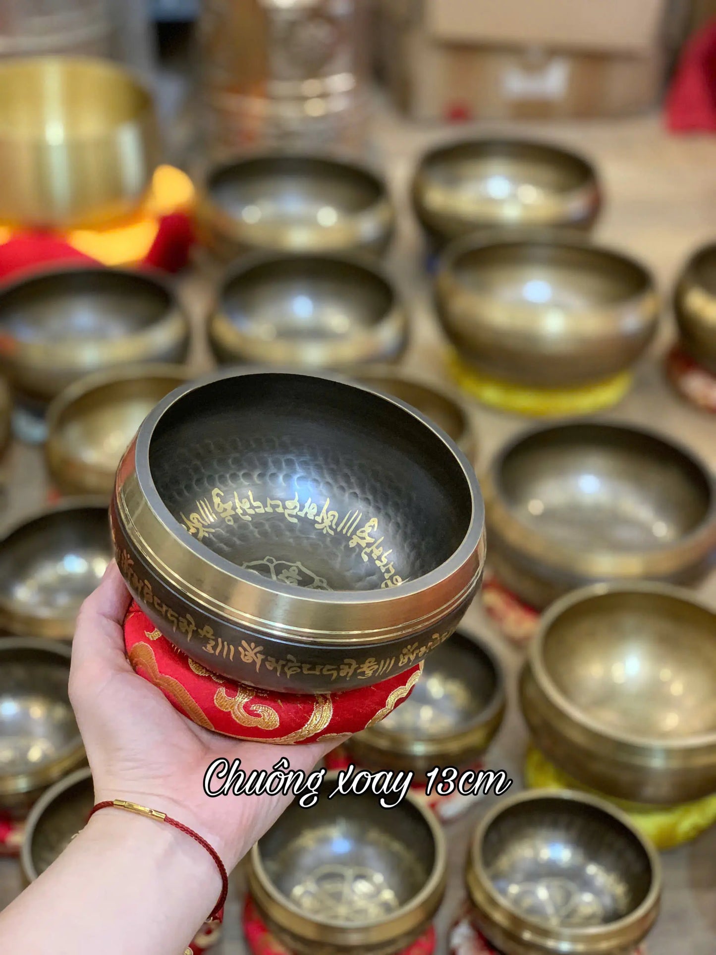 [13cm] Chuông Xoay Nepal - Tặng Kèm Đế Gỗ + Dùi Gỗ