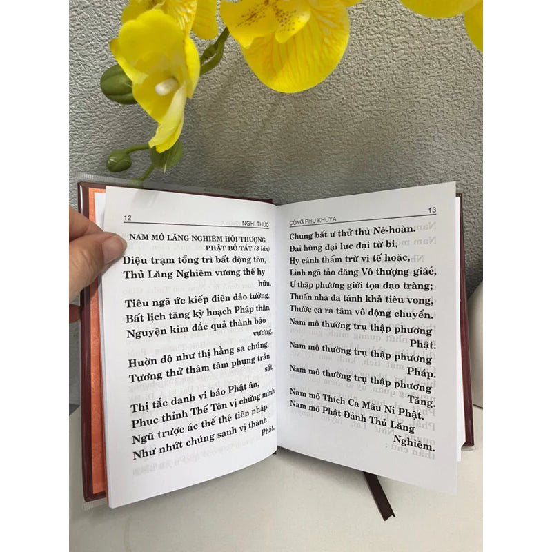 Kinh Nhật Tụng (bìa cứng)