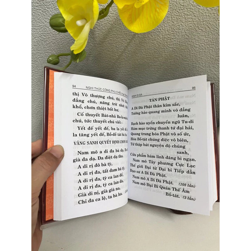 Kinh Nhật Tụng (bìa cứng)