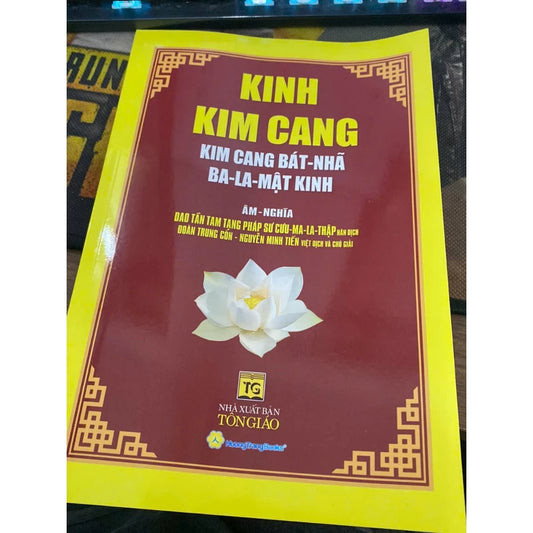Kinh Kim Cang - bìa mềm, viền vàng