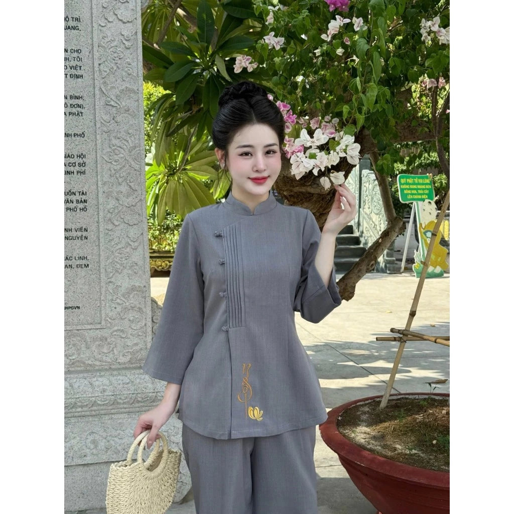 TT49 - Pháp phục cách tân dáng vạt hò tay lỡ thêu chữ Ngộ