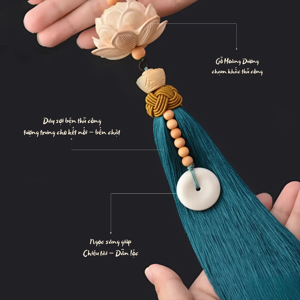 Khánh Treo Gương Xe Ô Tô Liên Hoa Tượng Phật Chữ Phúc Gỗ Hoàng Dương