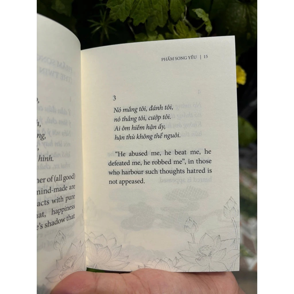 Sách Kinh Pháp Cú - Song ngữ Việt - Anh (Bản Thơ, Bài Kệ)